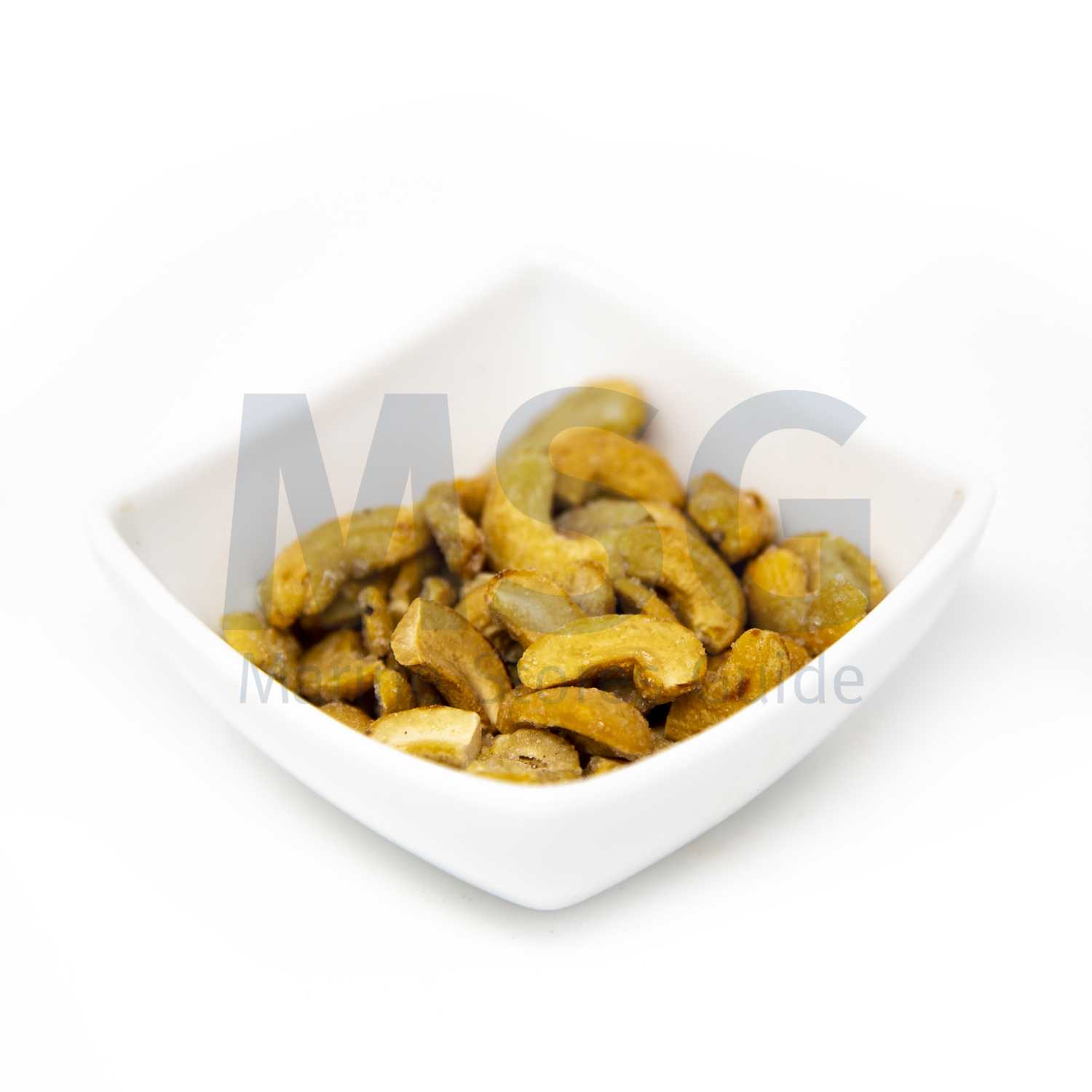 CASHEW NUTS SHELLED