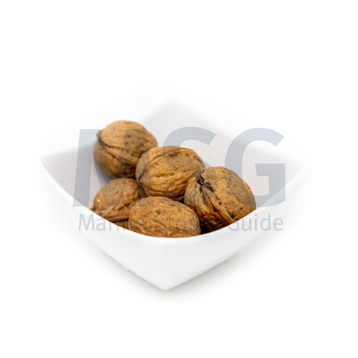 WALNUTS WITH SHELL